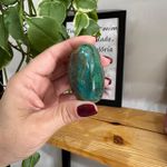 PEDRA ROLADA CRISOCOLA - Q. EXTRA PEÇA ÚNICA 