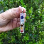 PINGENTE BRUTO 7 CHAKRAS – ALINHAMENTO E EQUILÍBRO 