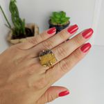 Anel Ajustável Pedra Olho de Tigre Dourado - Confiança e Abundância