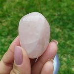 Pedra Rolada Quartzo Rosa - Amor e Paz