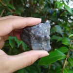 PEDRA BRUTA ESMERALDA M – INSPIRAÇÃO E PACIÊNCIA 