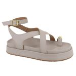 Flatform Lais Nude