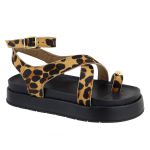 Flatform Lais Onça