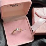 ANEL SOLITÁRIO CRAVEJADO - BANHADO A OURO18k