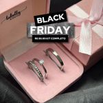 PAR DE ALIANÇAS AÇO INOXIDÁVEL 2MM CRAVEJADA/POLIDA RETA - COM ANEL SOLITÁRIO DE BRINDE 