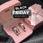 PAR DE ALIANÇAS AÇO INOXIDÁVEL 3’MM RETA POLIDA COM PEDRA CENTRAL - COM ANEL SOLITÁRIO DE BRINDE 