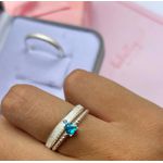 PAR DE ALIANÇAS 2’MM CHANFRADA FOSCA COM ZIRCÔNIA AZUL - COM ANEL SOLITÁRIO LOVINHO