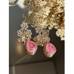 Brinco Três Flores Ligth Pink Banho de Ouro