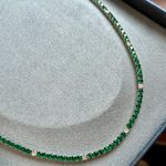 Colar Riviera 4 garras Mesclada Verde Esmeralda 