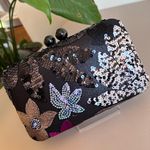 Bolsa Clutch Bordada Preta