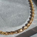 Conjunto Brinco E Colar Copo De Leite Cravejado Dourado