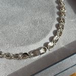 Conjunto Brinco e Colar Copo de Leite Cravejado