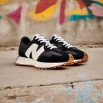 Tênis Casual Masculino New Balance 327 V1 Preto/Branco 