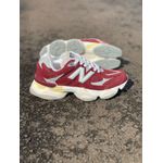 Tênis New Balance 9060 Bordô