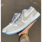 Tênis Nike Air Jordan 1 Low Cinza Branco Sola Azul 
