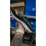 Chinelo Oakley Radioactive Preta