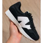 Tênis Casual Feminino New Balance 327 V1 - Preto com Branco