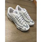 Tênis New Balance 1000 Unissex - Branco Prata