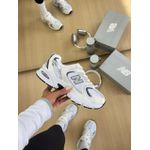 Tênis New Balance Unissex 530 Branco Prata