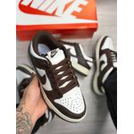 Tênis Unissex Nike SB Dunk Marrom Branco