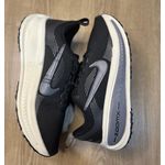 Tênis Masculino NK ZoomX Vomero - Preto Branco