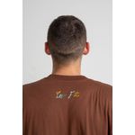 Camiseta Estampada Landfeet Tema Cadarços Marrom