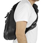 Mochila em couro modelo BIKE - Largadão cor Preto