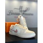 Tênis Nike Jordan Branco Com Rosa