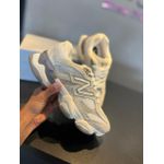 Tênis New Balance Branco Com Cinza