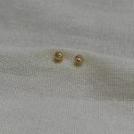 Brinco Ponto de Luz Esférico Banhado em Ouro 18k