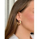 Colar Medalha M Personalizada Banhado em Ouro 18k