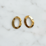 Brinco Oval Escultural Banhado em Ouro 18k