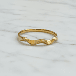 Bracelete Rígido Orgânico Wave em Aço Inox Dourado