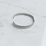 Bracelete Rígido Liso Clássico em Aço Inox Prata