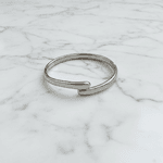 Bracelete Rígido Cruzado Smooth em Aço Inox Prata