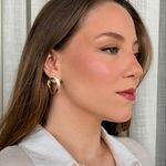 Brinco Oval Escultural Banhado em Ouro 18k