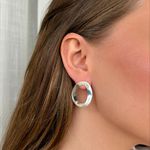 Brinco Oval Escultural Banhado em Prata 925