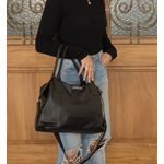 Bolsa Média Couro Legítimo Preto Espaçosa Tiracolo Ombro ou Transversal Reforçada
