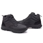 Bota Adventure Vibram em Couro Bosco Preto