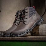  Bota Adventure em Couro GW24 Café 