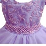 Vestido Infantil Lilás Festa Bordado Com Cinto De Pérola E Strass 