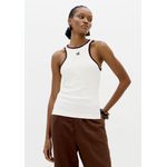 REGATA CANELADA LANÇA PERFUME COM BORDADO MARROM 