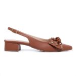 Scarpin Slingback Alexia Laço Esferas Bico Fino Caramelo