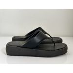 Flat Isis Preto