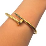 Bracelete Feminino Prego Dourado