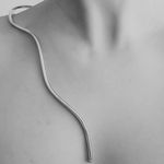 Colar Feminino Transversal Modernidade Prata