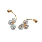 Brinco feminino Pérola Flor Orgânica Dourado