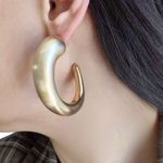 Brinco Feminino Reverência Dourado