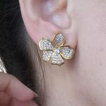 Brinco Feminino Soberana Flor Dourado