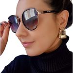 Óculos de Sol Feminino Soberana Classic